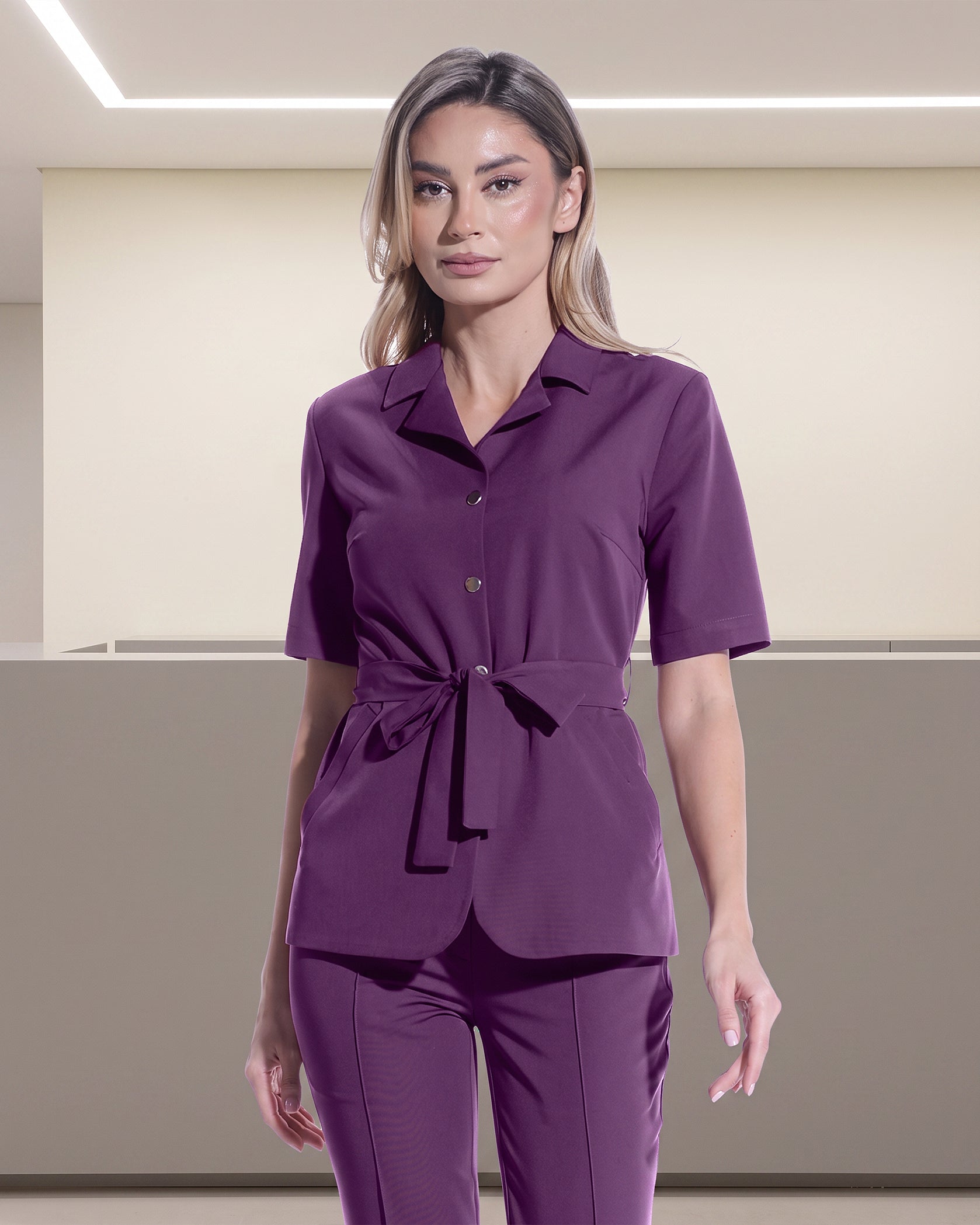 Medical blouse VENUS plum - Front view