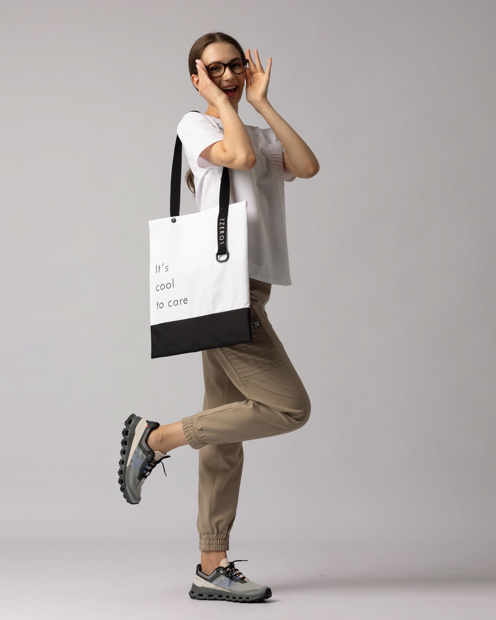 TOTE BAG - 1zero1.ro