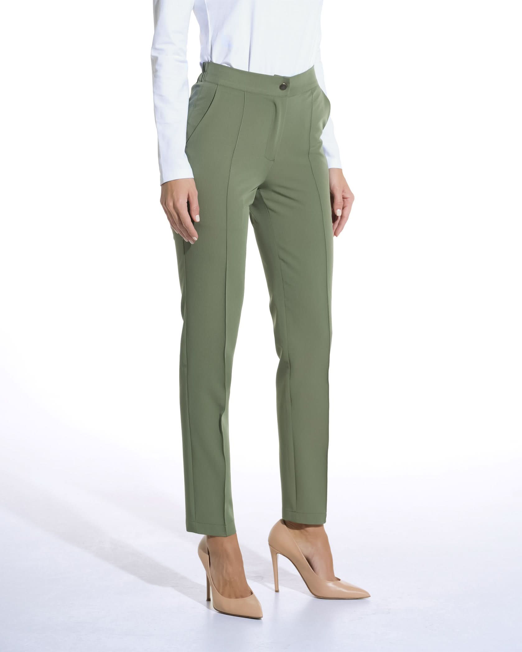 NOVUM Olive Scrub Pants - Close up details