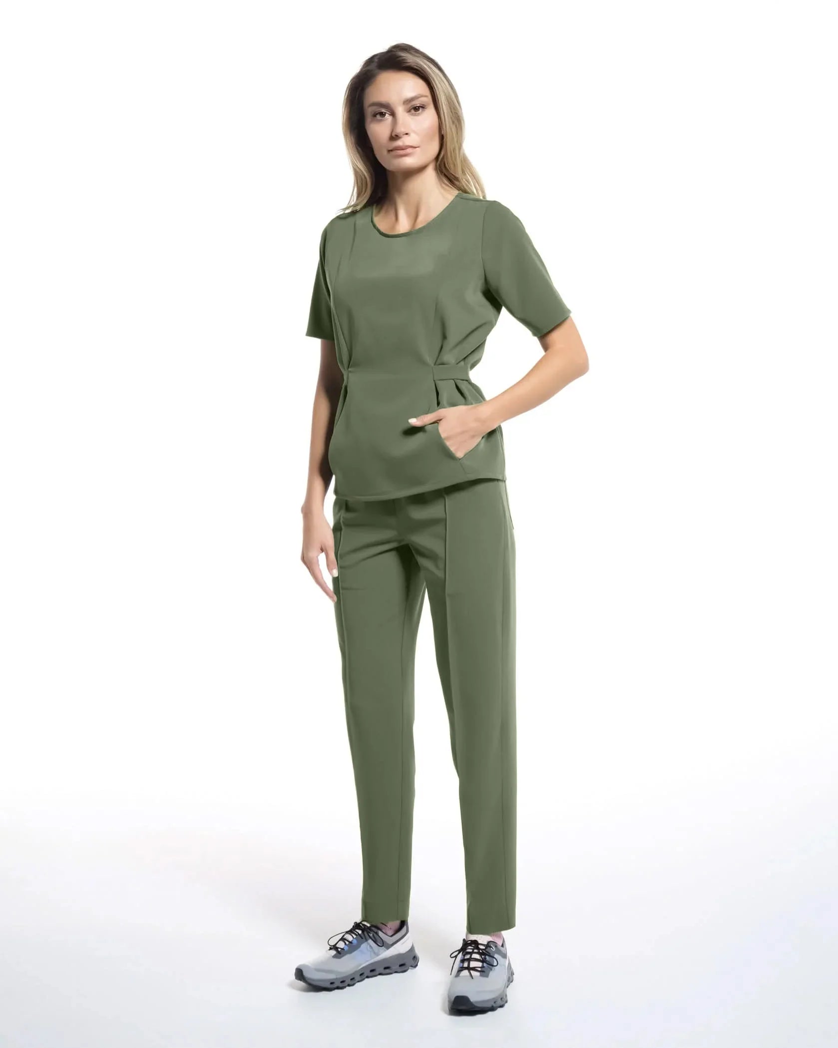 Costum medical CONTOUR Olive - Vorderansicht