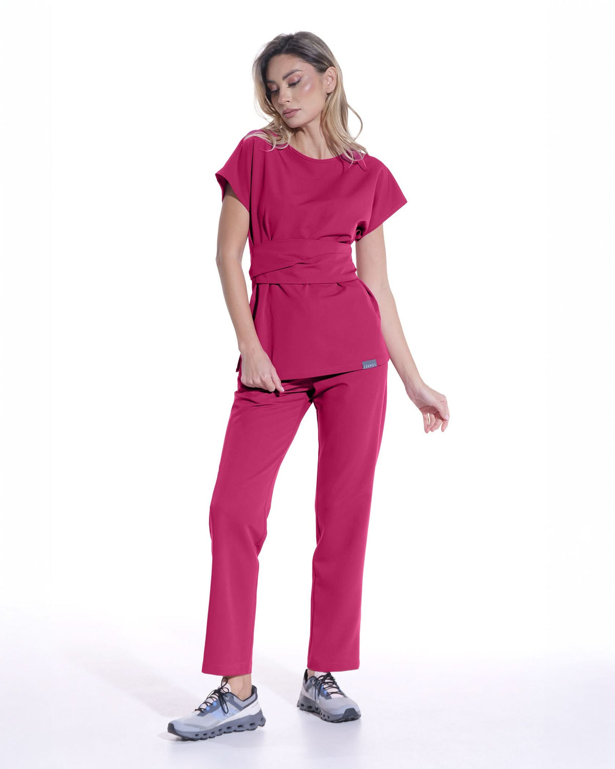 Bluza medicala CELESTE magenta - 1zero1.ro