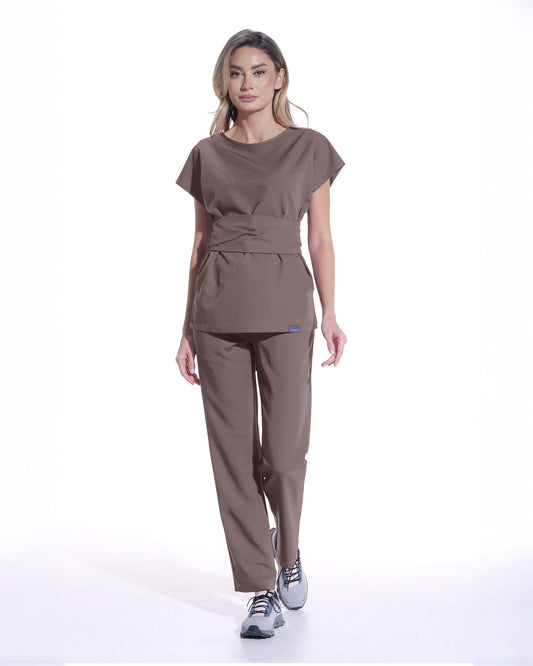 Bluza medicala CELESTE mocha - 1zero1.ro