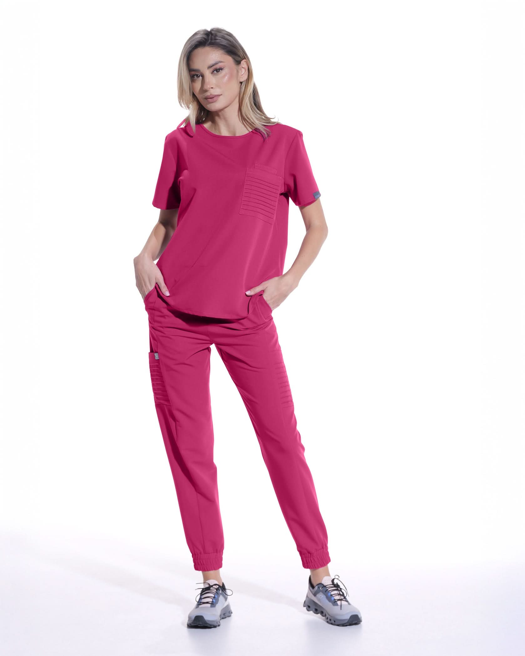 Bluza medicala NEVIA magenta - 1zero1.ro