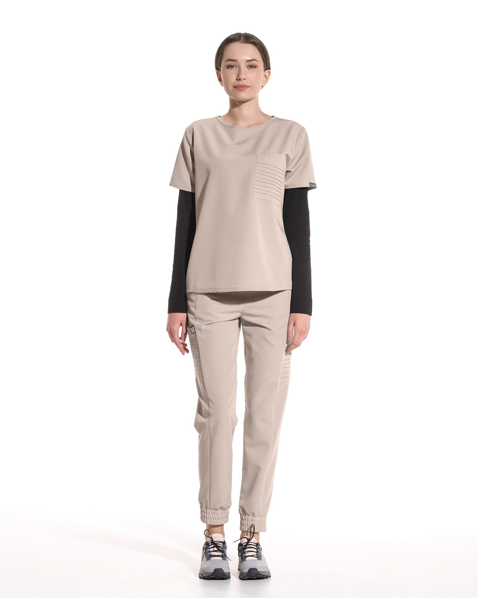Bluza medicala NEVIA latte - 1zero1.ro