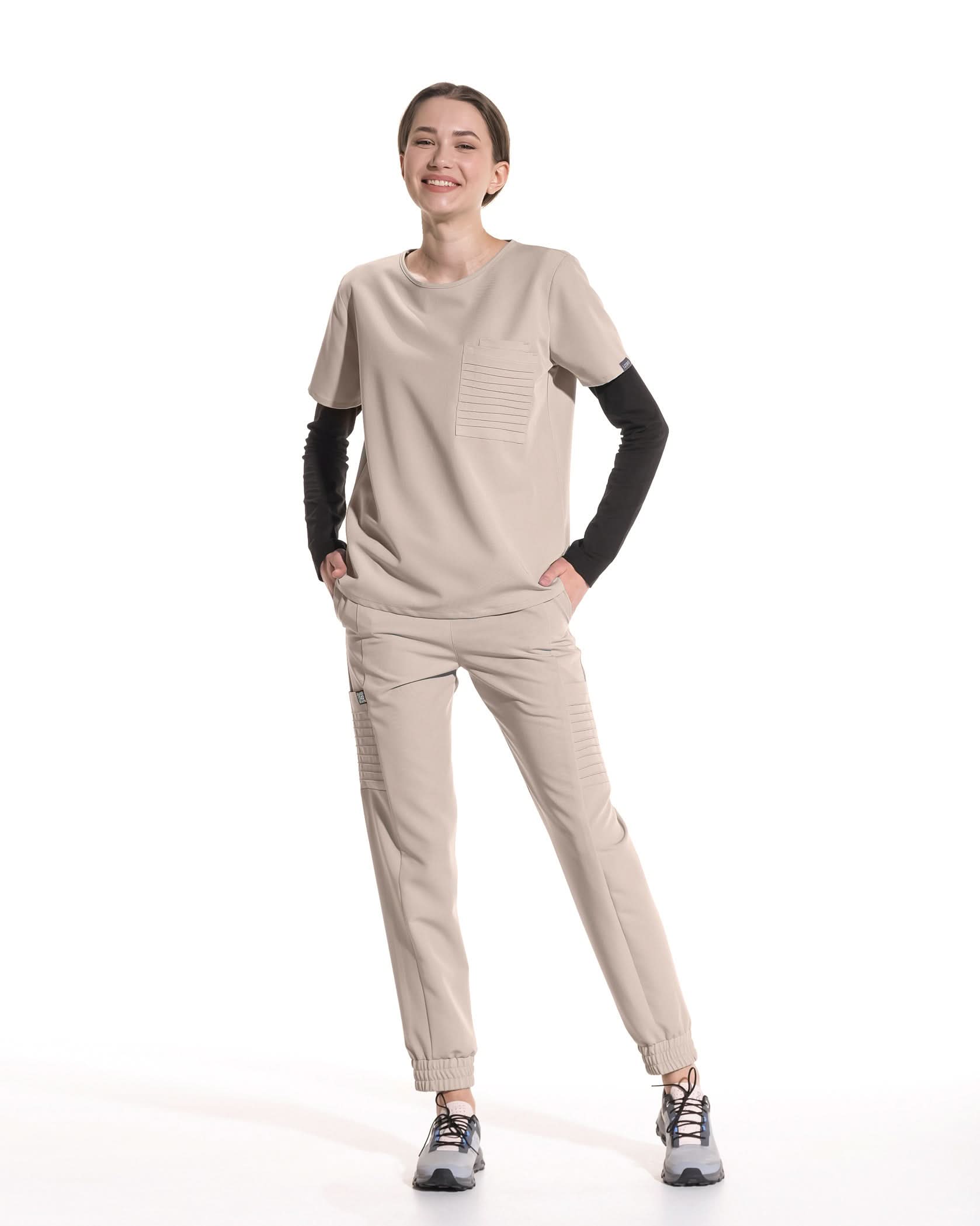 Bluza medicala NEVIA latte - 1zero1.ro