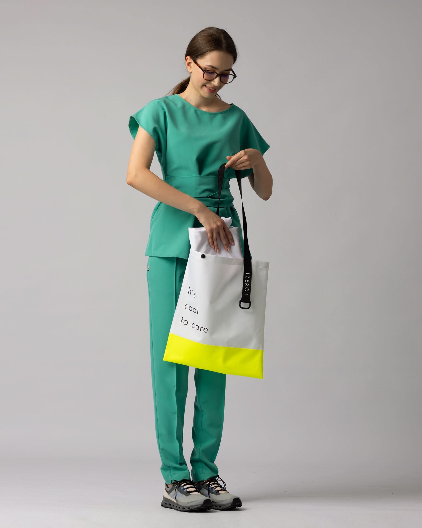 TOTE BAG - 1zero1.ro