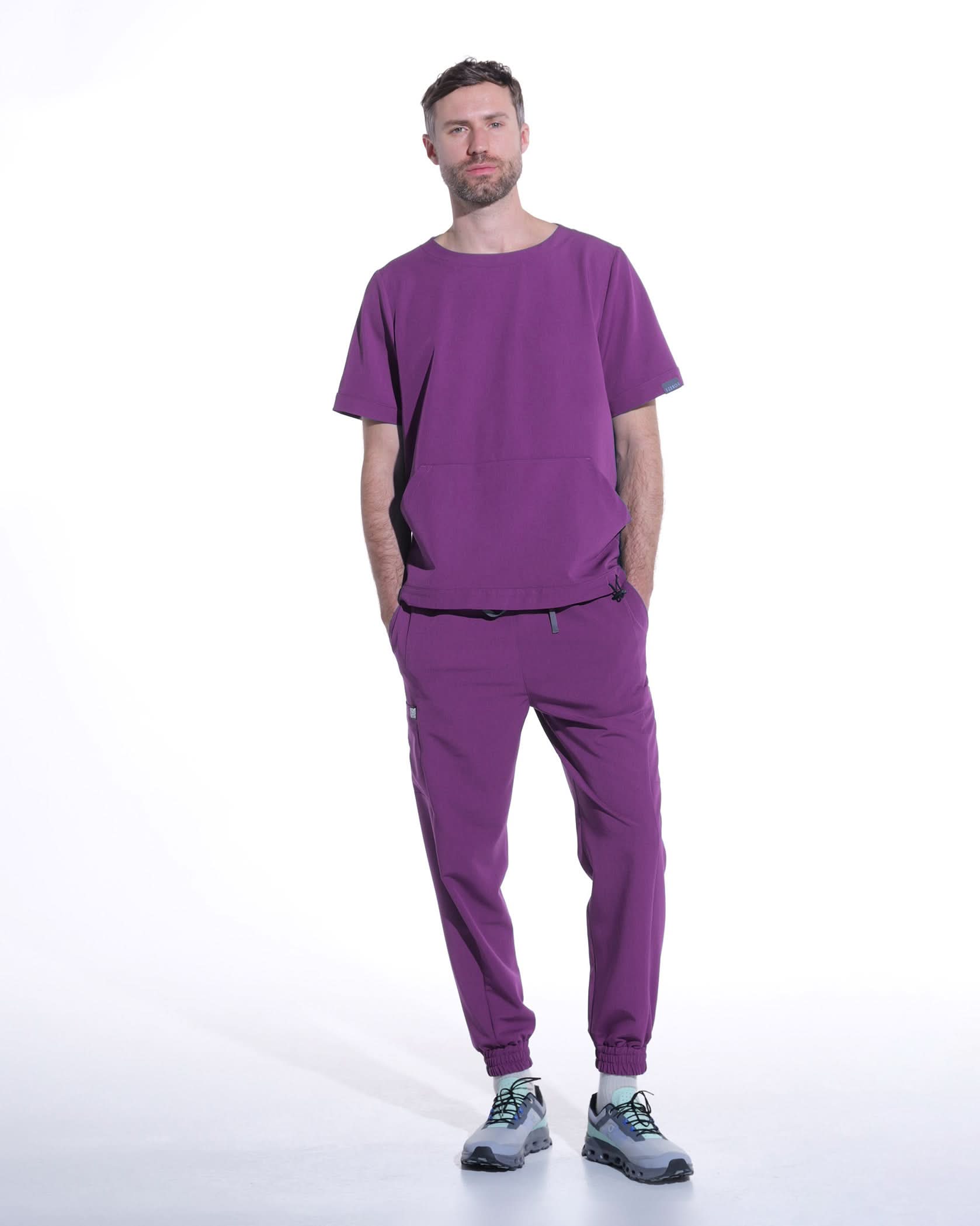 Pantaloni medicali barbati UTILITY plum - 1zero1.ro